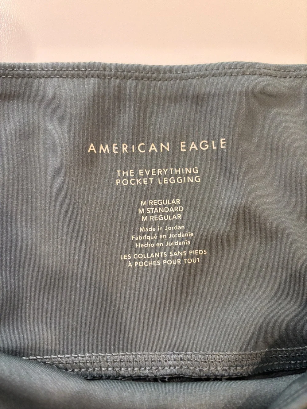 American Eagle Women’s High-Waist NWOT Sage‎ Green Leggings Pockets Ankle